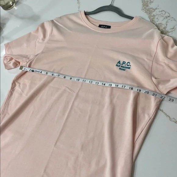 A.P.C. Rue Madame Paris Men's Light Pink Short Sleeve TeeXL
